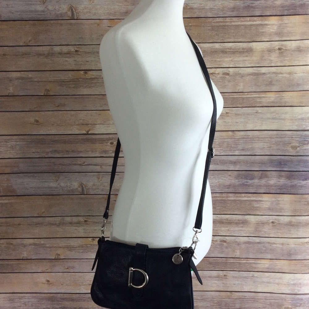 Hands Free! Leather Crossbody Navy NWT